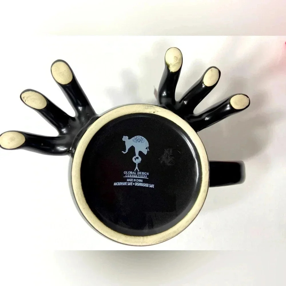 Creepy Spider Legs Mug  - Happy Halloween Mug - BNWT - Picture 3 of 8